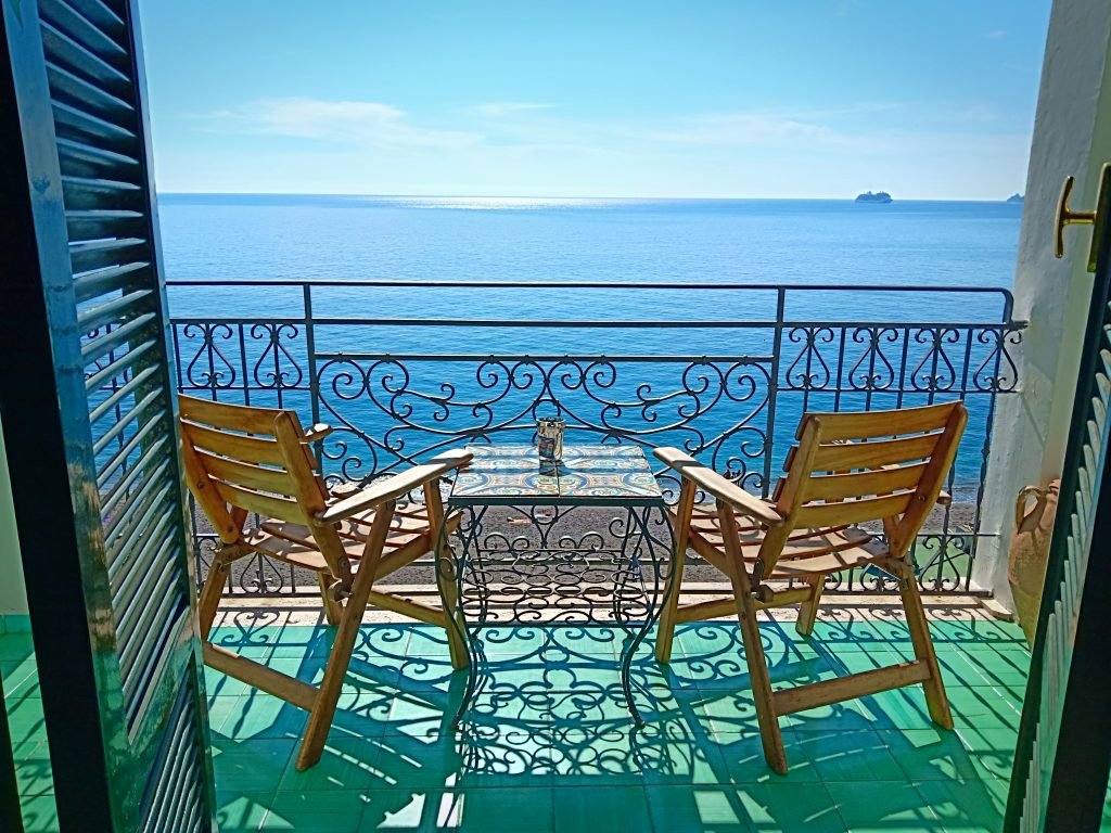 10 Idei De Amenajare A Unui Balcon Rom Decor